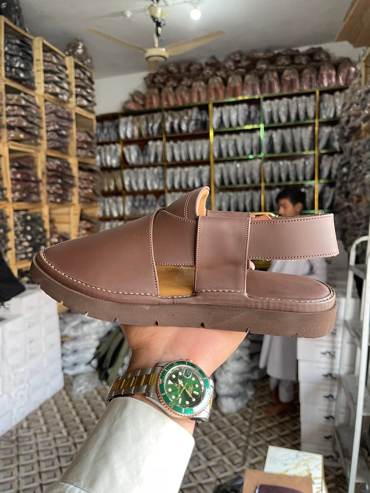 GOGO Kaptaan Chappal