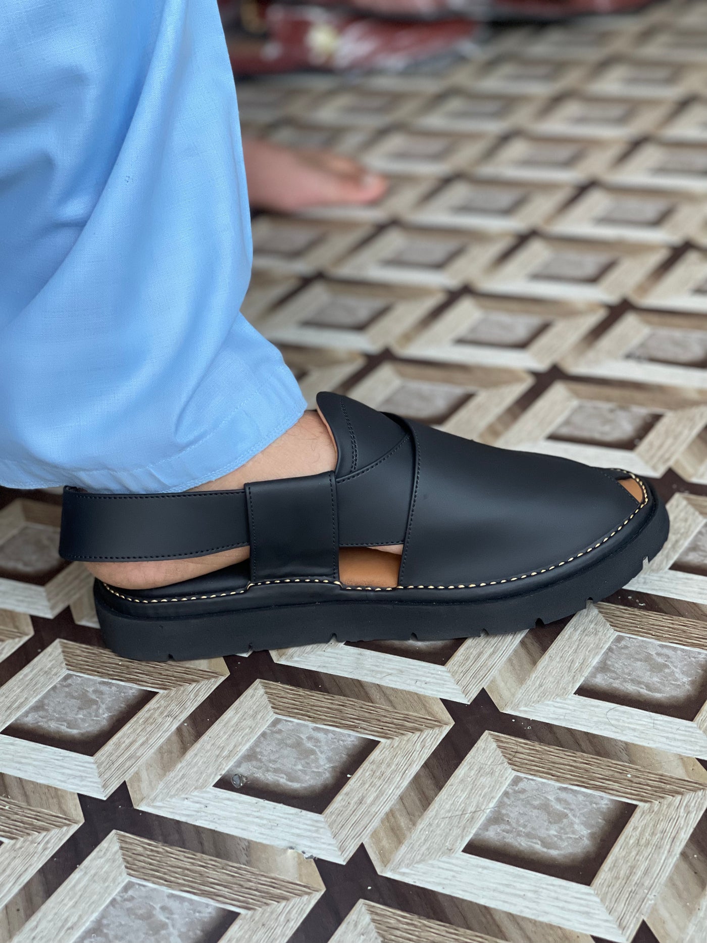 GOGO Kaptaan Chappal