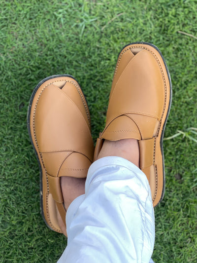 GoGo Leather Chappal